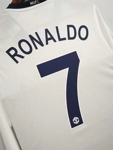 08-09 Manchester United away white UCL final long sleeve
