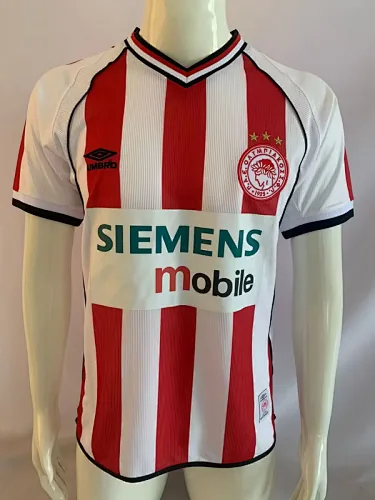 Camisola de futebol retro do Olympiacos para jogos em casa, 01-02