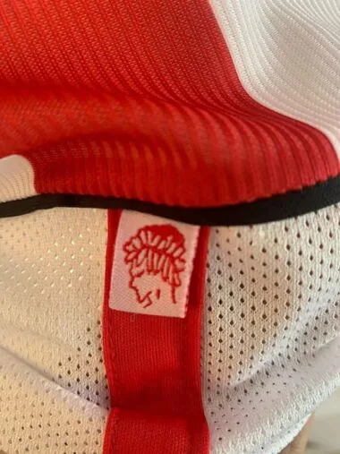 01-02 Olympiacos home retro Jersey