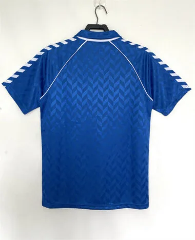 Maglia da trasferta retrò del Real Madrid della stagione 1986-87