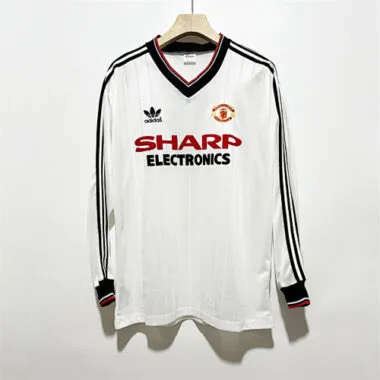 Camisola retro branca de manga comprida do Manchester United para jogos fora de casa, temporadas de 82-83