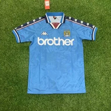 98-99 Man City (em casa)