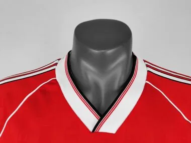 88-89, equipación local del Manchester United
