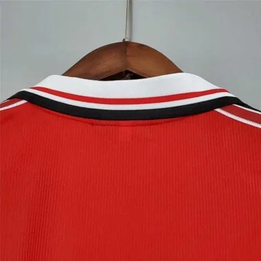 98-99 Manchester United (local)