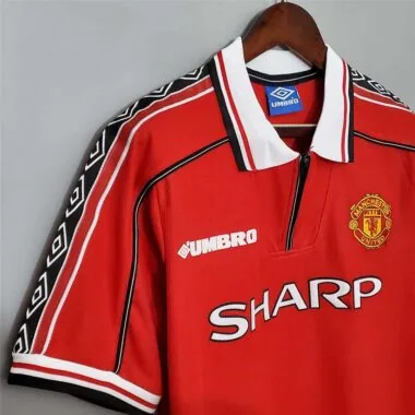 98-99 Manchester United (local)
