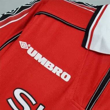 98-99 Manchester United (local)