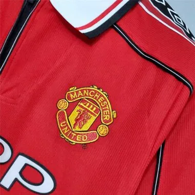98-99 Manchester United (local)