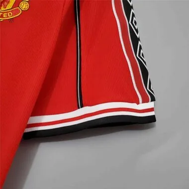 98-99 Manchester United (local)