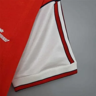 88-90 Arsenal home