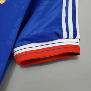 86-88 Manchester United away