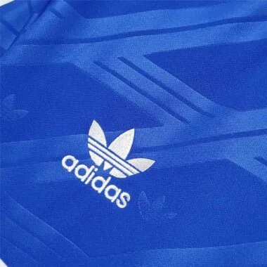 86-88 Manchester United away