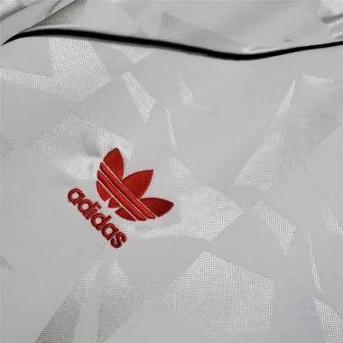 90-91 Manchester United away