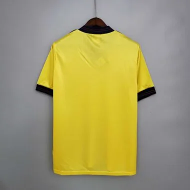 83-86 Arsenal away