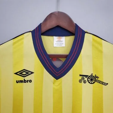 83-86 Arsenal away