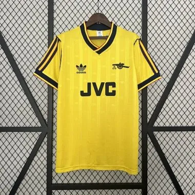 86-88, fora de casa contra o Arsenal