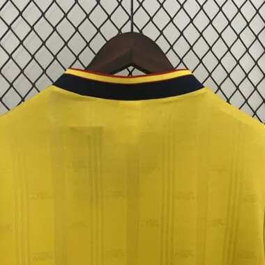 86-88 Arsenal away
