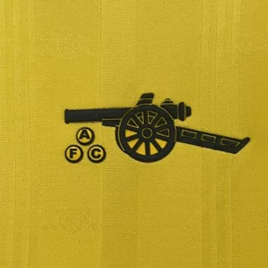 86-88 Arsenal away