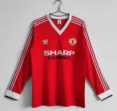 Camisola de manga comprida do Manchester United (jogo em casa) 82-83