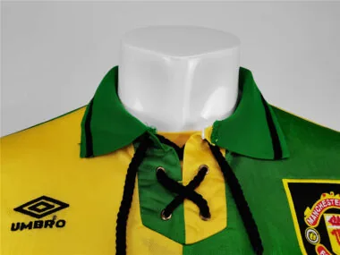 Camisa de manga comprida do Manchester United (jogo fora de casa) de 92-94