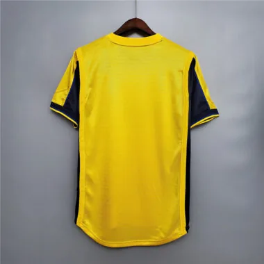 99-00 Arsenal away