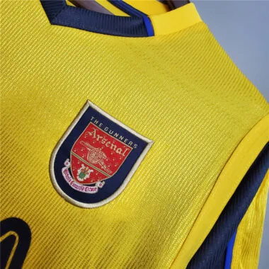 99-00 Arsenal away