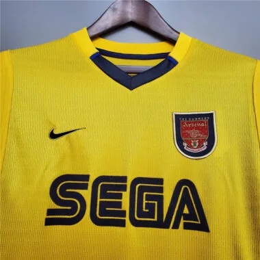 99-00 Arsenal away