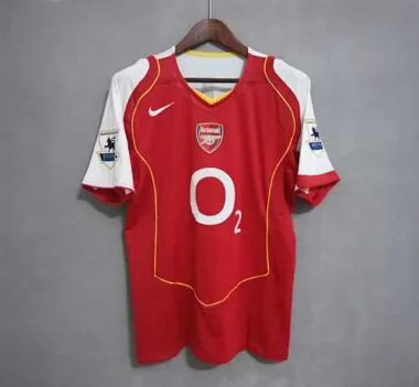04-05 Arsenal home red