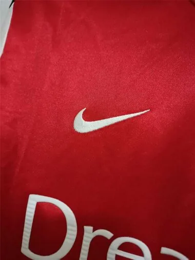 00-01 Maillot rouge domicile de l'Arsenal