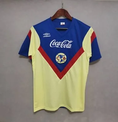 88-89 América home
