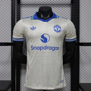 Camiseta del Manchester United 2025/26, versión retro blanca, modelo de jugador, tallas S-2XL