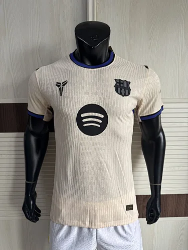 Camiseta amarilla de Barcelona, versión «Special Player», 25-26
