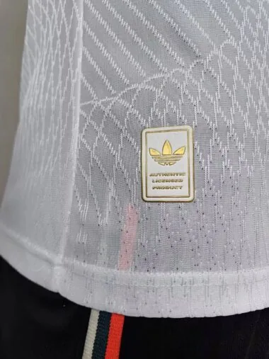 Camiseta del Manchester United, tercera versión para visitante, color blanco, para jugador (talla 24-25)