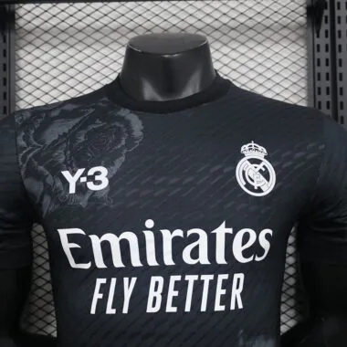 Camisa do Real Madrid, versão jogador, preta com Y3 Rose, 24-25