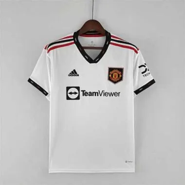 22-23 Manchester United away