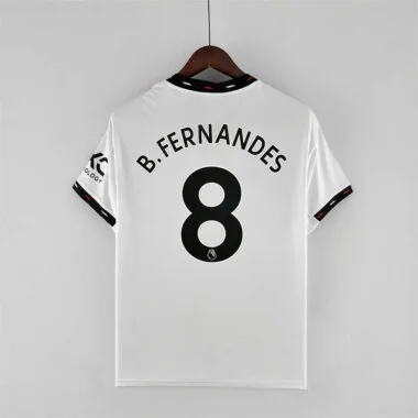 22-23 Manchester United away