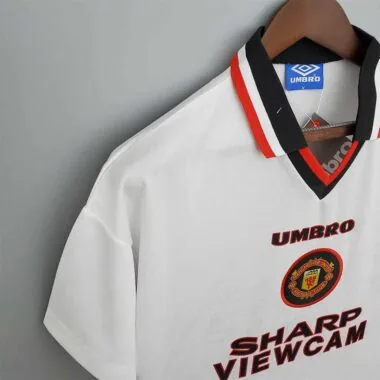 96-97 Manchester United (à l'extérieur)