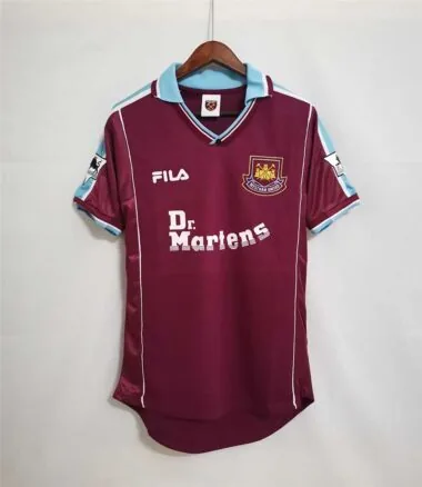 99-01 WHU home