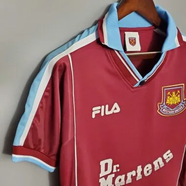 99-01 WHU home
