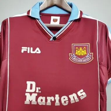 99-01 WHU home