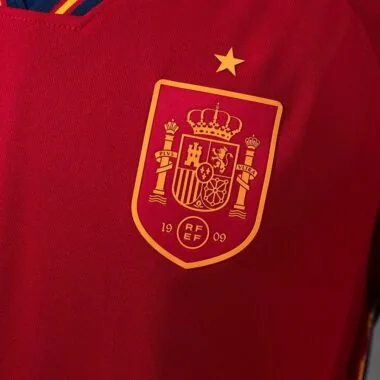 Retro Spain 2022 Home Jersey (S-XXL)
