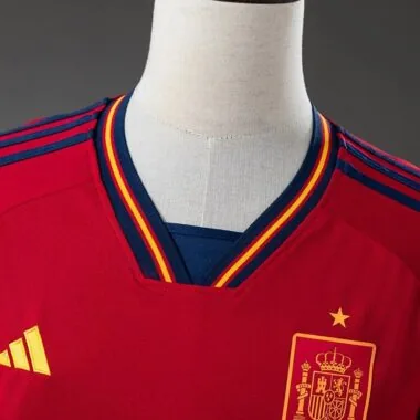 Retro Spain 2022 Home Jersey (S-XXL)