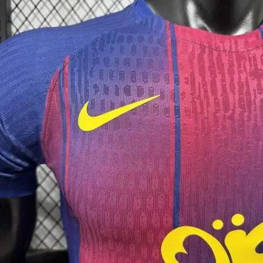 Camiseta de la Barcelona 2025/26 contra Olivia Rodrigo, versión especial para jugadores