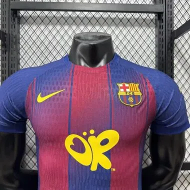 Camiseta de la Barcelona 2025/26 contra Olivia Rodrigo, versión especial para jugadores
