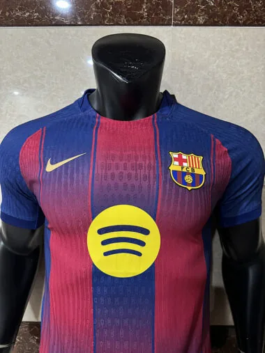Camiseta de la temporada 2025-2026 del Barcelona, versión para jugador local