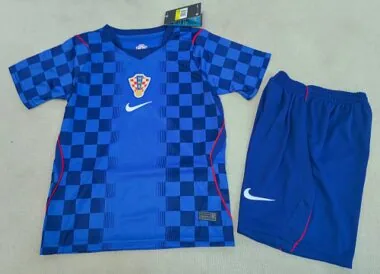Equipamento infantil de jogo fora de casa da Croácia para o Mundial de 2026, tamanhos 16-28