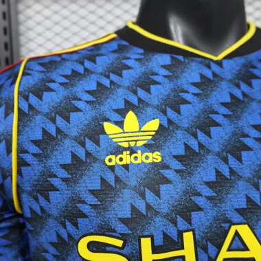 Manchester United 2025/26 Dark Blue Retro Version Player Version Jersey (S-2XL)