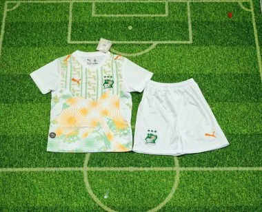 Equipamento infantil de jogo fora de casa da Costa do Marfim para o Mundial de 2026, tamanhos 16-28