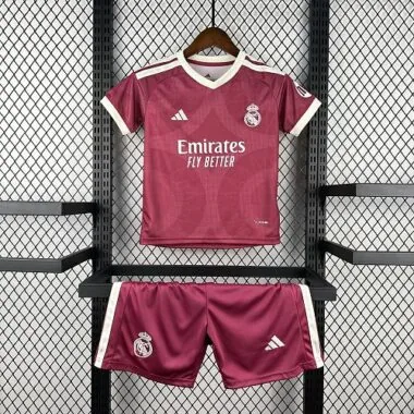 Maglie da bambino del Real Madrid 2026/27 in rosa (divisa da trasferta) TAGLIE 16-28