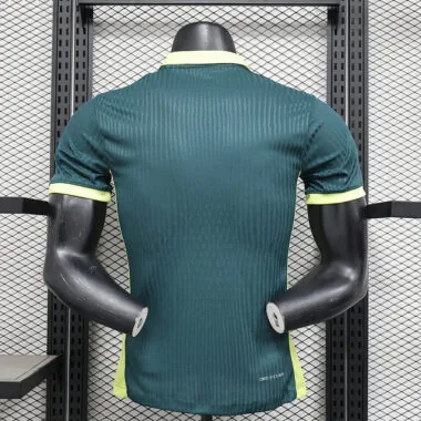 Camisa especial do jogador do Barcelona, verde, dos dias 25 e 26