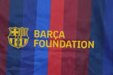 Barcelona 2026/27 Home Kids Kit (Size 16-28)